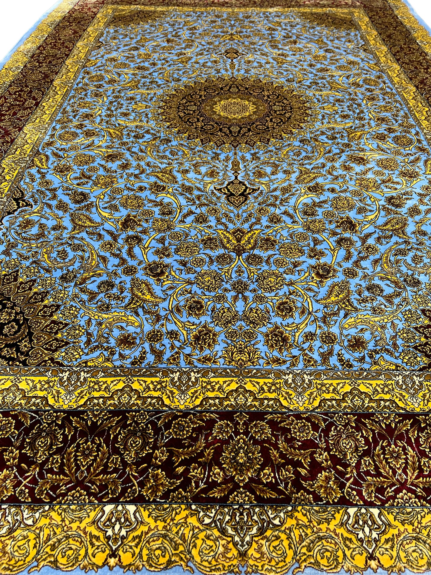 Grand Sapphire Rug