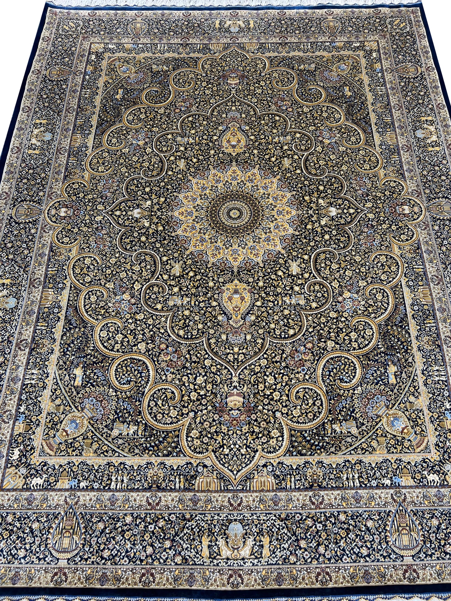 Grand Regal Rug