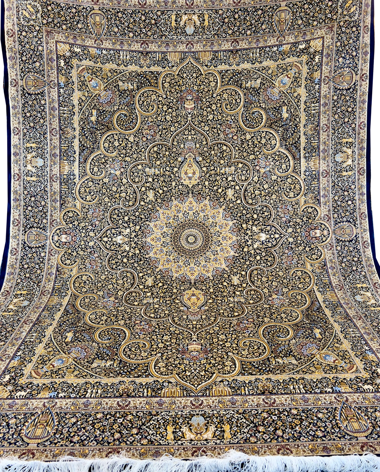 Grand Regal Rug