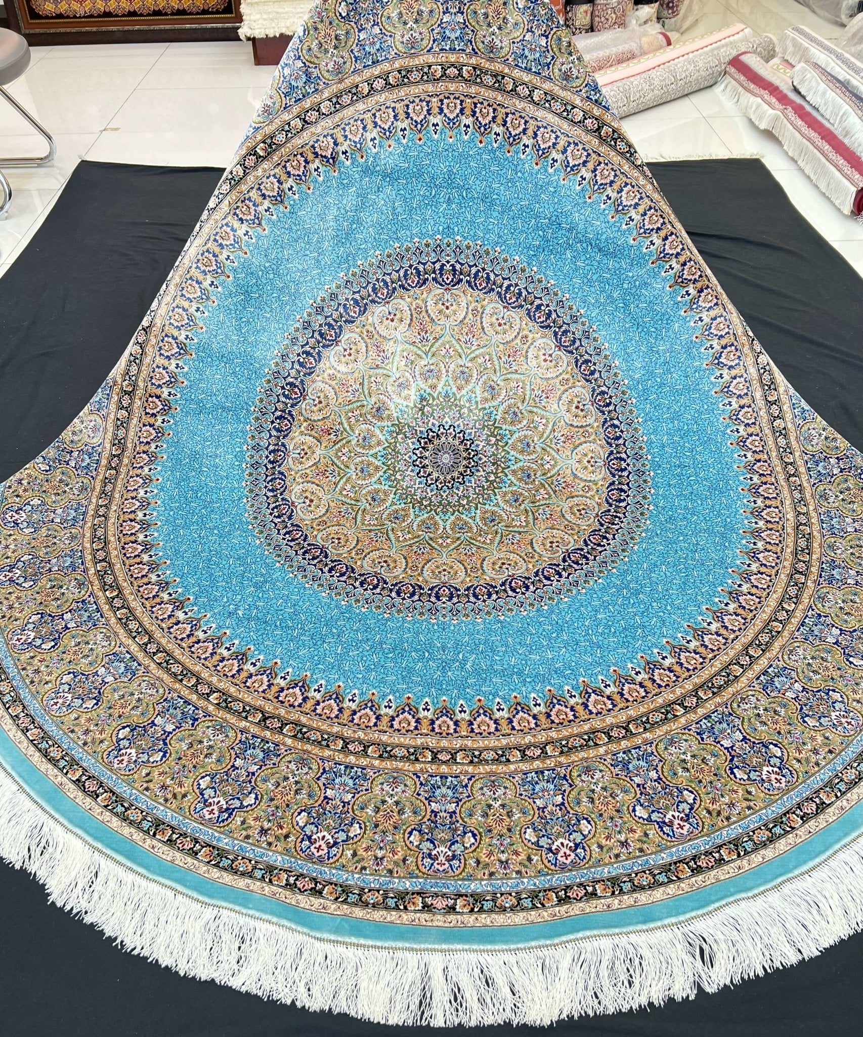 Blue Gaz Round Silk Rug