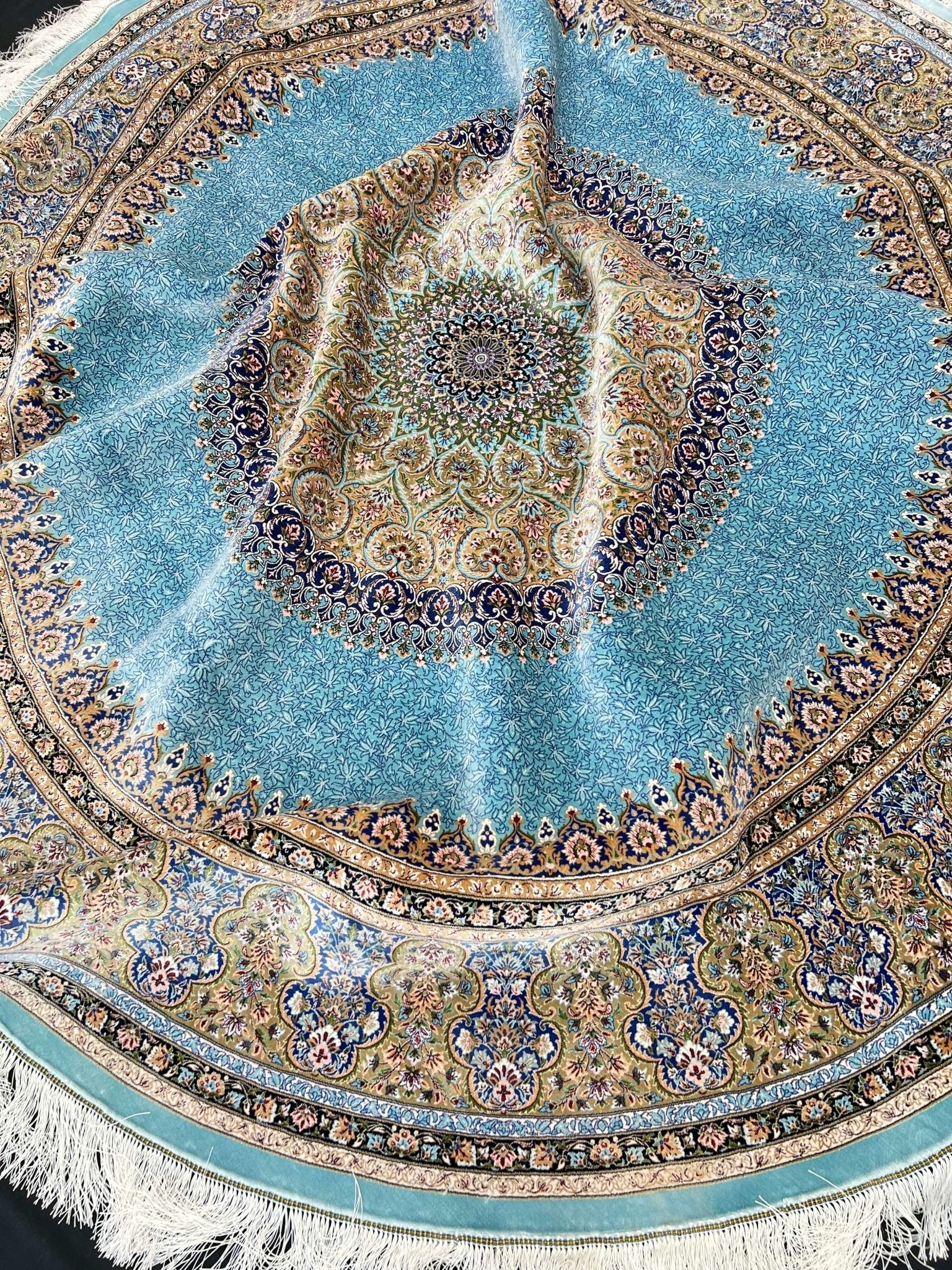 Blue Gaz Round Silk Rug