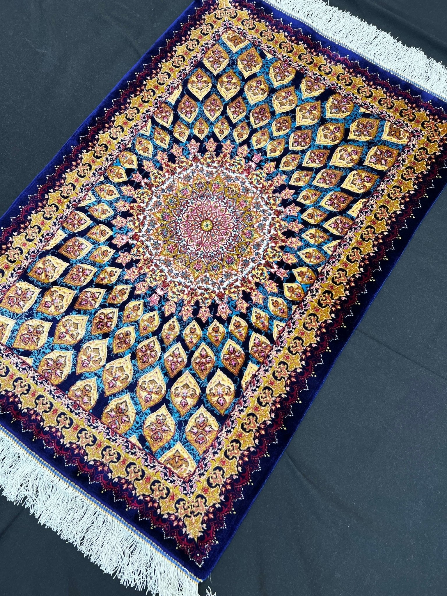 Dome Gonbad Silk Area Rug