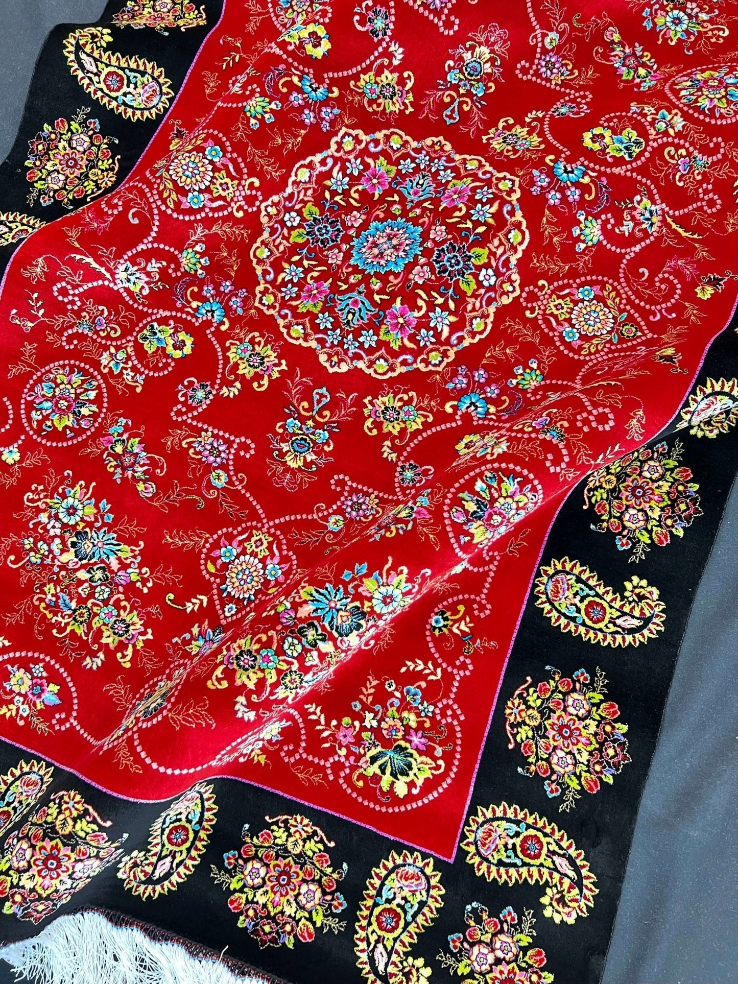 Floral Blaze Red Rug