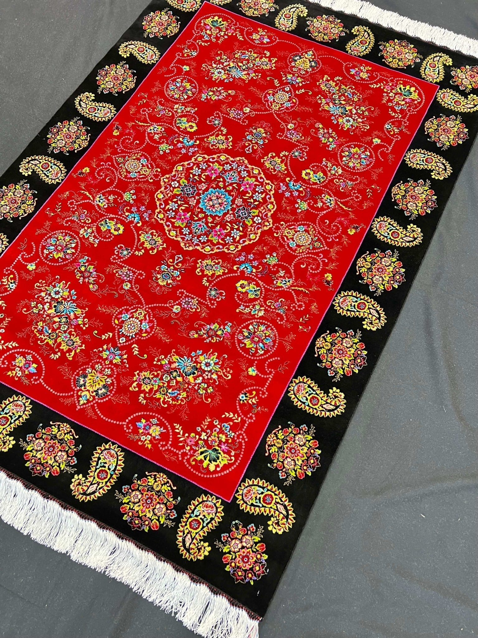 Floral Blaze Red Rug