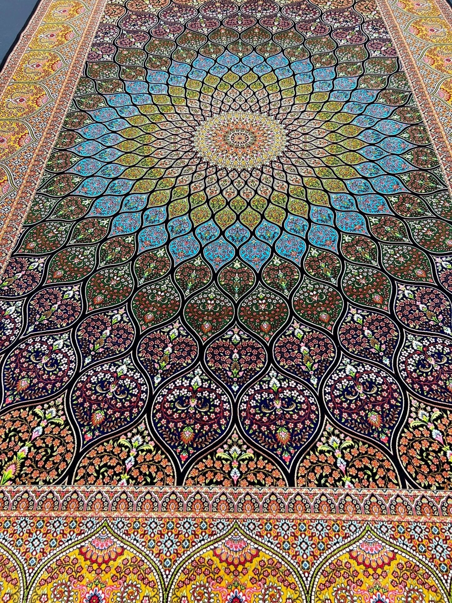 Golden Gonbad Dome Silk Rug