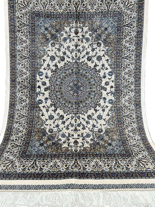 Traditional Star Silk Rug